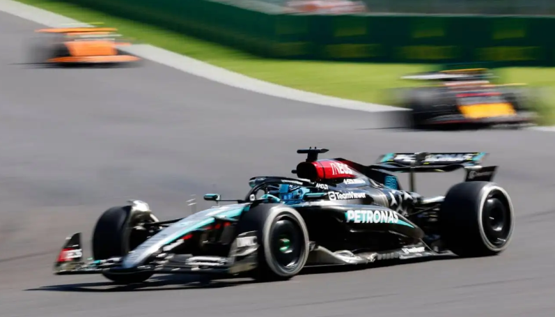FIA：F1梅奔车手因赛车重量违规 成绩被取消 汉密尔顿收获冠军