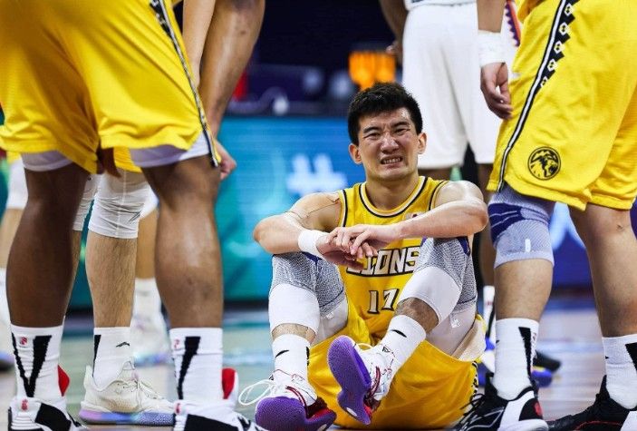 🏀广厦vs广州前瞻:胡金秋欲捍卫积分榜领头羊,孙铭徽复出成疑